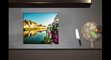 Inductieplaat Beschermer - Bloemensturik bij Huisjes aan eht Water - 57x50 cm - 2 mm Dik - Inductie Beschermer - Bescherming Inductiekookplaat - Kookplaat Beschermer van Wit Vinyl