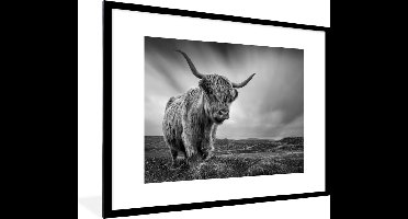 PosterMonkey - Poster - Fotolijst - Schotse hooglander - Natuur - Koe - Zwart wit - Kader - 80x60 cm - Poster zwart wit - Foto in lijst - Poster Schotse hooglander - Poster frame
