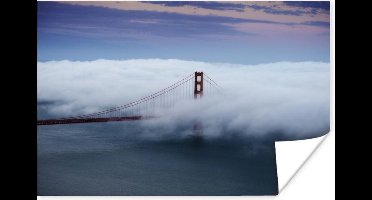Poster Golden gate bridge getroffen door wolkgordijn - 30x20 cm