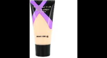 Max Factor Smooth Effect Foundation - Creamy Ivory