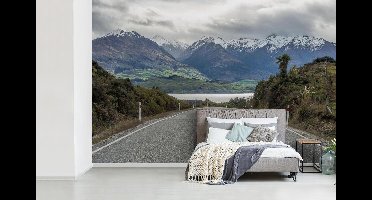 Behang - Fotobehang Berg - Weg - Meer - Breedte 420 cm x hoogte 280 cm