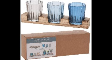 Theelichthouderset op houten plank