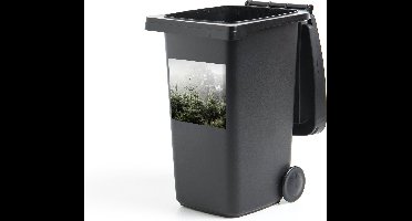 Container sticker Mist rond een paar dennenbomen - 40x40 cm - Kliko sticker