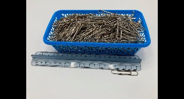 grote paperclips in mandje
