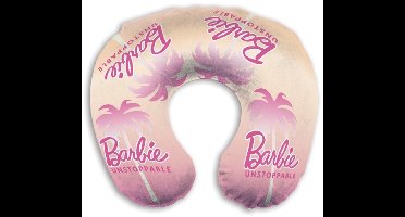 Barbie Unstoppable reizen voor de nek