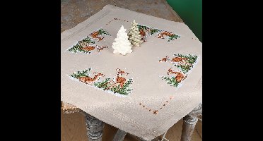Vervaco - Tafelkleed kit - Hertjes - PN-0198686 - Borduren - Borduurpakket - Borduurpakket volwassenen - Borduurpakket kind
