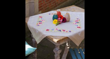 Vervaco - Tafelkleed kit - Viooltjes - PN-0167012 - Borduren - Borduurpakket - Borduurpakket volwassenen - Borduurpakket kind