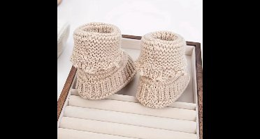 Babyslofjes - Babyslofjes beige - Gebreide slofjes - Baby slofjes gebreid - 0-6 maanden - gebreide sokjes - Zachte warme babyschoentjes -Enkel sokjes