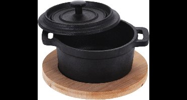 Gietijzeren pannetje - met bamboe onderzetter