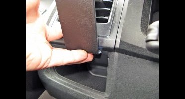 Brodit ProClip houder geschikt voor Volkswagen T5 / Pick-up/ Caravelle 2016-2020 Left mount