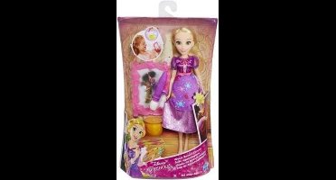 Hasbro Disney Princess Rapunzel’s Water Reveal Canvas