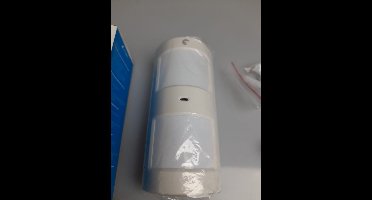 eTiger NIEUWSTE model SAC-02 Diervriendelijke PIR sensor MAX 80 meter zend vermogen incl beugel vervanger van ES-D2A bewegingsmelder (huisdier-proof) voor alle eTIGER draadloze alarmsystemen S3 S3b S4 S5 V1 en V2 systemen en de Sim SECUAL
