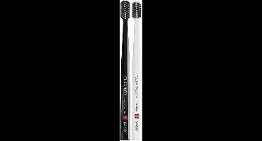 Curaprox Black is White CS5460 - Tandenborstel - 2 stuks - Wit en zwart