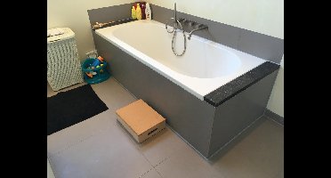 Aidapt Opstapje bad - Antislip onderkant kurk bovenkant 10 cm - Zwart