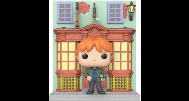 Funko Pop! Deluxe: Ron Weasley with Quality Quidditch - Exclusive