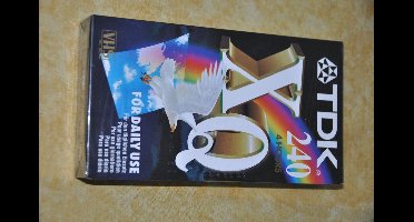 VHS TDK 240 min - 4 hour XQ