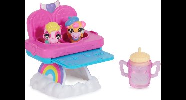 Hatchimals Alive - Hungry Hatchimals-speelset met kinderstoel en 2 minifiguren in eieren die zelf uitkomen