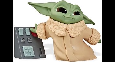 Star Wars - The Mandalorian Bounty Collection: Yoda The Child Touching Buttons MERCHANDISE