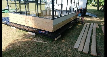 Halls Greenhouses Fundering Qube 66 - Zwart Gecoat