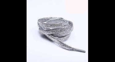 New Age Devi - Geef je schoenen een sprankelende touch met deze geweldige Glitter Veters - 110cm - Zilver - Plat - Sneakerveters - Laces