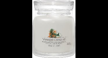 Yankee Candle - Woodland Weekend Memories Medium Geurkaars - 50 branduren - 2 lonten