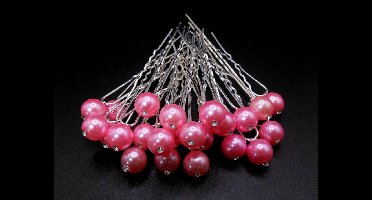 Haarpinnen parel roze met steentje set van 24 stuks.