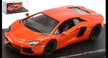 Lamborghini Aventador LP Dealer Model 1:43 Atlas Oranje