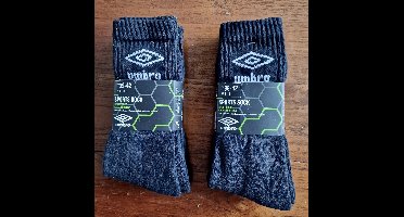 3 pack winter sportsokken "Umbro" maat 39-42 zwart