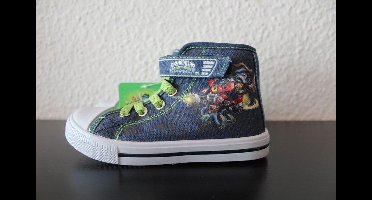 Skylanders sneakers maat 32