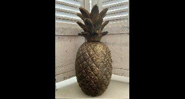 Ananas - Metaal - Goud - Gold Antique - Beeld - Sfeervol - Decoratief - Woonaccessoires - Woonaccessoire - Sfeer - Antiek - Wonen - Woon - Deco - Decoratie - Kleur - Mooi - Beauty - Pineapple - Gaaf - Interieur - Cool - Inrichting - Like - Leuk - Oke