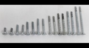 Slotbouten en moeren