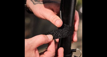 Innox HNL-25-10M-BK zwart klittenband 25mm breed, 10m lengte