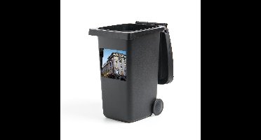 Container sticker Uitsneden (oude) gebouwen - Gevel van gebouw op Piazza Meda in Milaan Klikosticker - 40x40 cm - kliko sticker - weerbestendige containersticker