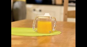 Beker met 2 grote handvatten en tuitje : 300 ml, grote opening