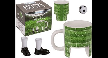 Voetbal Mok - Inclusief 2 Schoenen en Bal - 12,5 x 10 cm - 280 ml - Magnetron- en Vaatwasserbestendig - Origineel Cadeau voor Voetbalfans