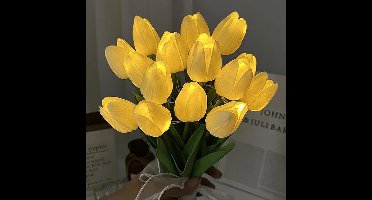 LED tulpen 15 stuks - Real touch kunstbloemen met licht - Batterijgevoede nepbloemen voor tafeldecoratie - Voor Valentijnsdag, Pasen, Bruiloft - Lichtgeel