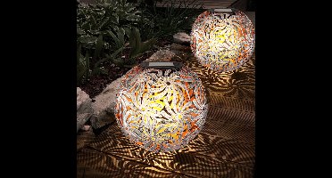 2x LED solar buiten stekkertjes tuinpad decoratie terras rieten ballen aarde spike lampen zilver