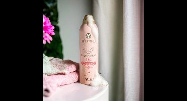 Biologische doucheschuim Comfortabele romige douchegel - droge huid - zachte geur van fruiten en bloemen 200ml