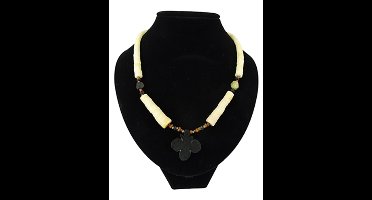 Bohemian ketting Jade met zwarte bloemhanger