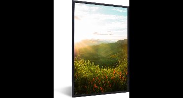 PosterMonkey - Poster - Fotolijst - Gras - Natuur - Zon - Berg - Kader - 80x120 cm - Posterlijst - Poster in lijst - Frame poster - Kamerdecoratie - Poster landschap