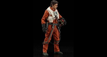 Kotobukiya Star Wars The Force Awakens: Poe Dameron and BB-8 ARTFX+ PVC Statue
