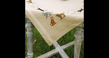 Vervaco - Tafelkleed kit - Speelse katten - PN-0148520 - Borduren - Borduurpakket - Borduurpakket volwassenen - Borduurpakket kind