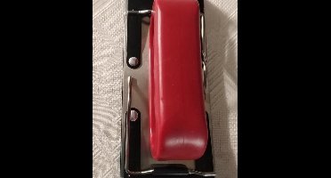 16 x 7 cm/ handschuurmachine/ 2 stabiele klemmen/ antislip schuimstof/ snelspansysteem/ alle soorten schuurpapier bruikbaar