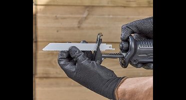 BLACK+DECKER 750W Reciprozaag met takkenhouder - BES301-QS