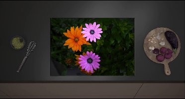 Inductie Beschermer - Bovenaanzicht van Roze en Oranje Spaanse Margietjes Bloemen in de Struiken - 70x52 cm - 2 mm Dik - Inductieplaat Beschermer met zwarte kern