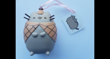 Pusheen Detective Ornament / Kerstbal 7cm