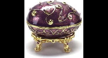 Luxe Decoratief Ei met Kristallen — Verzamelstuk in Keizerlijke Stijl — Handgemaakt, van de Czars Collectie door Atlas Editions voor verzamelaars, niet geschikt voor kinderen jonger dan 14 jaar.