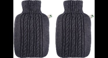 2x Gebreide kruiken donker grijs 1,8 liter met kabelpatroon - warmwaterkruik