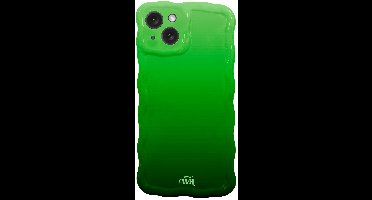 xoxo Wildhearts Glossy Wavy Case Matcha Coco telefoonhoesje - Geschikt voor iPhone 15 - Golvend hoesje - Glimmende silicone case met golven - Vlekbestendig - Camerabescherming - Groen