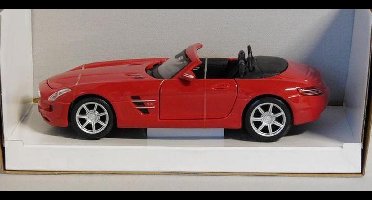 Maisto 1/24 Mercedes Benz SLS AMG Roadster Rood